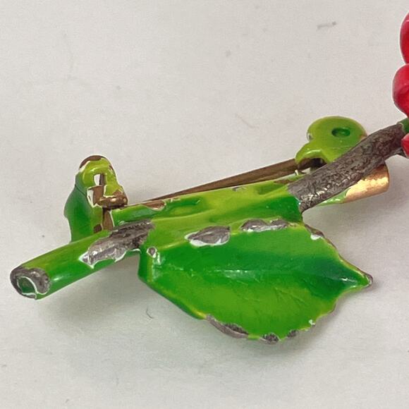 VTG 1950s Brooch Red Enameled Flower Mid Century Kitsch Glass Pin - Picture 7 of 11